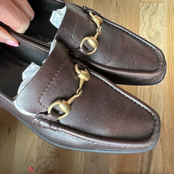 Beautiful Gucci Leather loafer in size 7 - Picture 2 of 9